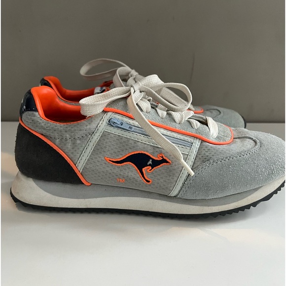 kangaROOS Shoes Kangaroos Zipper Pouch Sneaker Poshmark